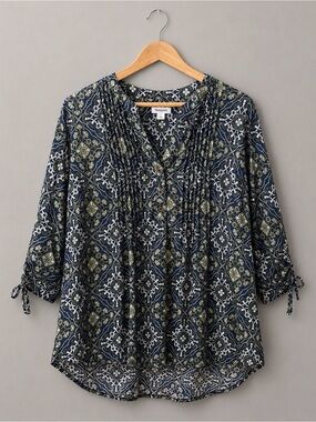 Westport Navy Boho Floral Rayon Blouse L